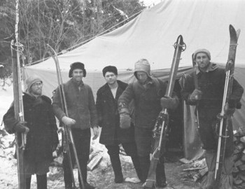 At the searchers camp: Karelin-Tipikin-Nevolin-Akselrod-Atmanaki.