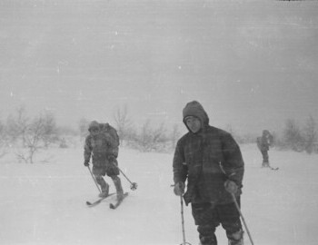 Climbing to the pass. Jan 31. Thibeaux-Brignolle, Dyatlov, and Slobodin. Two more in the distance. Dyatlov and Slobodin without backpacks.