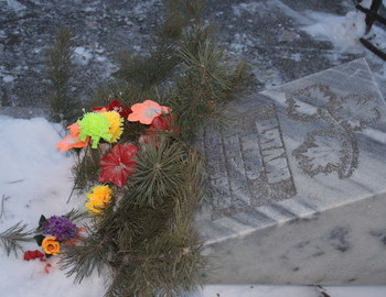 Igor Dyatlov tomb in 2009