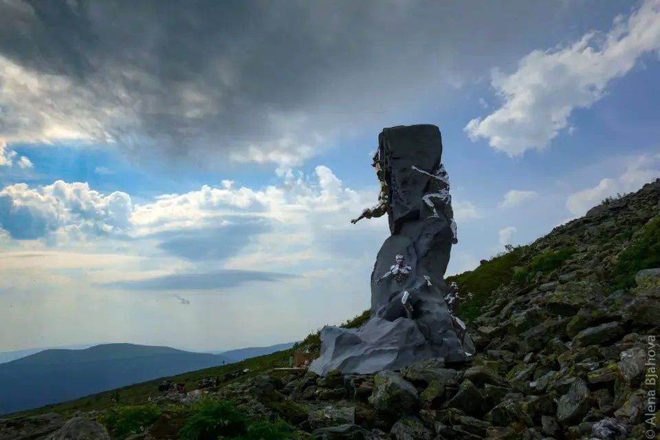 Dyatlov pass: New monument