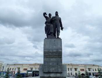 Monument to the soldiers of the Ural Volunteer Tank Corps