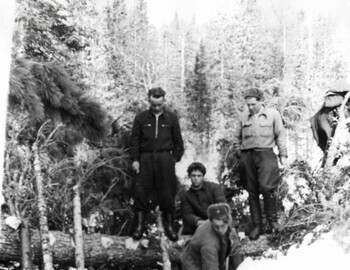 Building a dam in the first days of the shift. Gilevich, Suvorov, Kuzminov (standing)