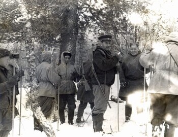 Morning briefing, May, 1959, Ortyukov carries a gun