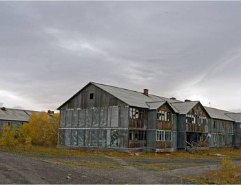 Abandoned core storage in Polyarny
