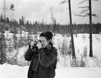 Jan 27 - District 41. Kolmogorova taking a photo.
