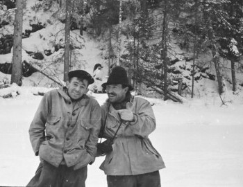 Jan 28 - Halt on Lozva. Thibeaux-Brignolle and Zolotaryov (he has a camera)