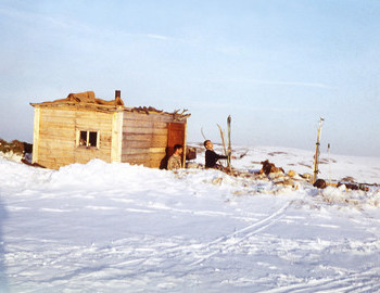 Search team cabin on the Chivruay Pass plateau.