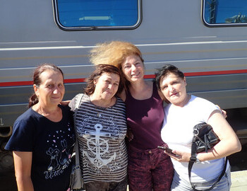 Lyuba, Elena, Teddy and Svetla, my new "Tavria" train friends and neighbours in the compartment