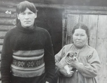 Vasiliy Tasmanov and Galina Pavlovna Tasmanova (Elesina), her family belongs to the Lozvynskie Mansi, Lepla-i-paul