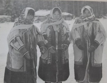 Lepla-i-paul. Tatyana Tasmanova, Galya Tasmanova and Elizaveta Pakina