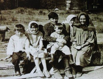 1962 Nikita Kurikov, Hvrostova (Anna Kurikova, Stepan Kurikov, Chernobrovkina (Bahtiyarova) Anastasia Ilinichna, Nikolay Stepanovich Kurikov