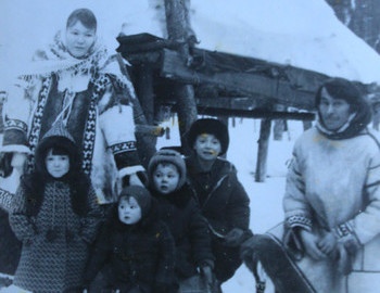 Prokopiy Bahtiyarov with wife Lisa and children Svetlana - 1987, Sergey - 1989, Tatyana -1991, and Sasha.