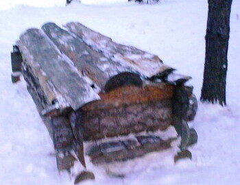 Mansi grave