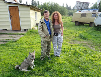 Valeriy Anyamov, Teodora Hadjiyska and dog Nyokshi in Ushma 