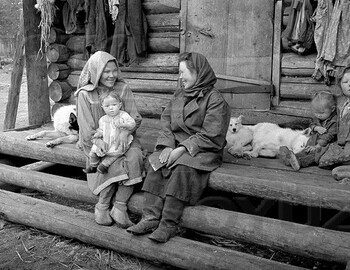 Suevatpaul. Spring 1958. Author Yuri Krivonosov.