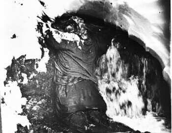 Lyuda Dubinina's body in the water