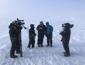 In the center Teodora Hadjiyska, Josh Gates and Miek Libecki