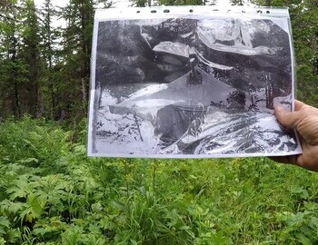 Shura Alekseenkov is identifying the May searchers camp using photographs from 1959.