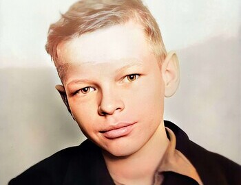 Colorized by Steve Halliday