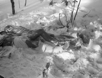 Krivonischenko (face up) and Doroshenko (face down) under the cedar tree, 27 Feb 1959