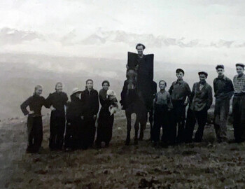 1954 hike to Bermamyt (at the foot of Elbrus), Zolotaryov with the horse